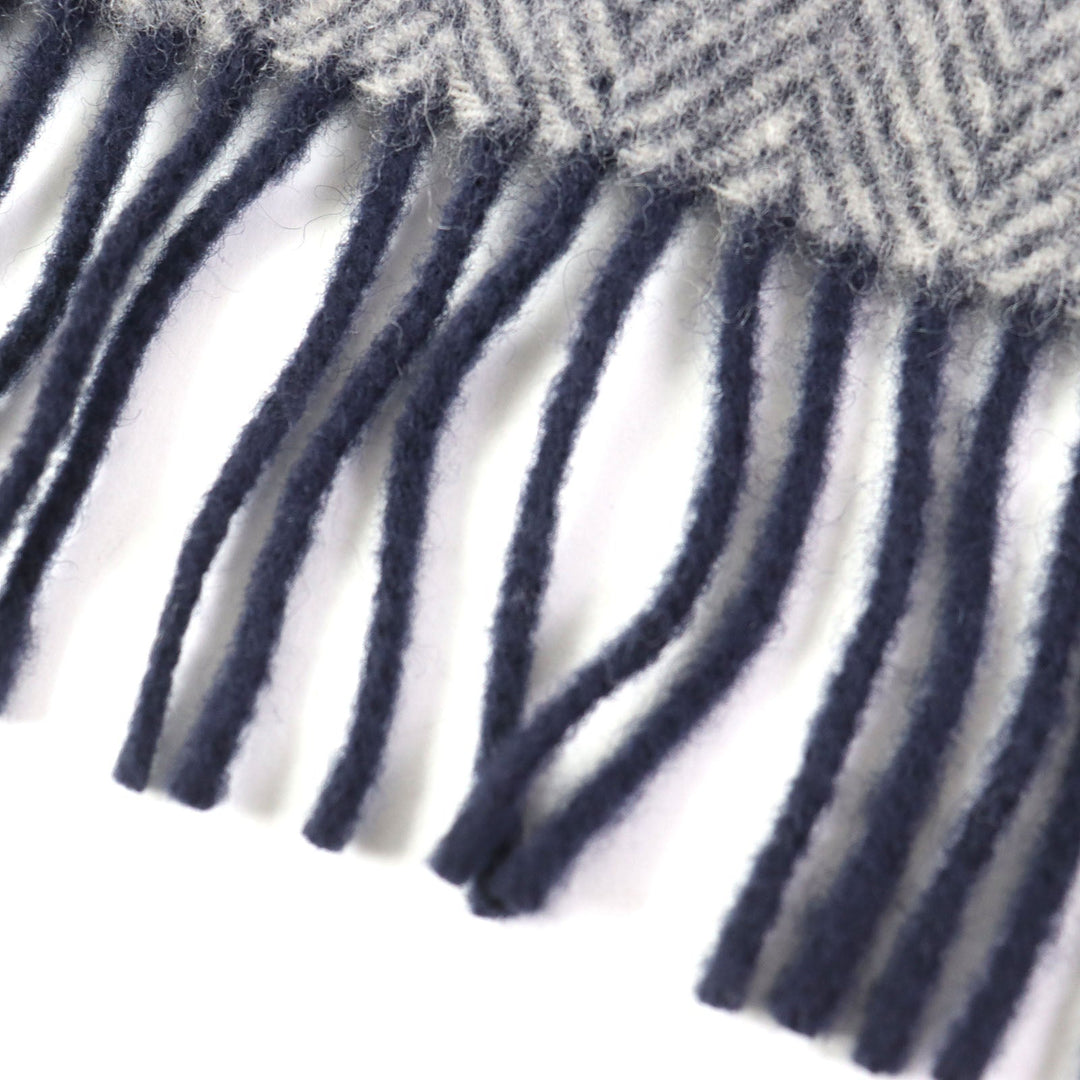 BURBERRY LONDON Scarf Main: 100% wool Gray navy unisex(Unisex) Used Authentic