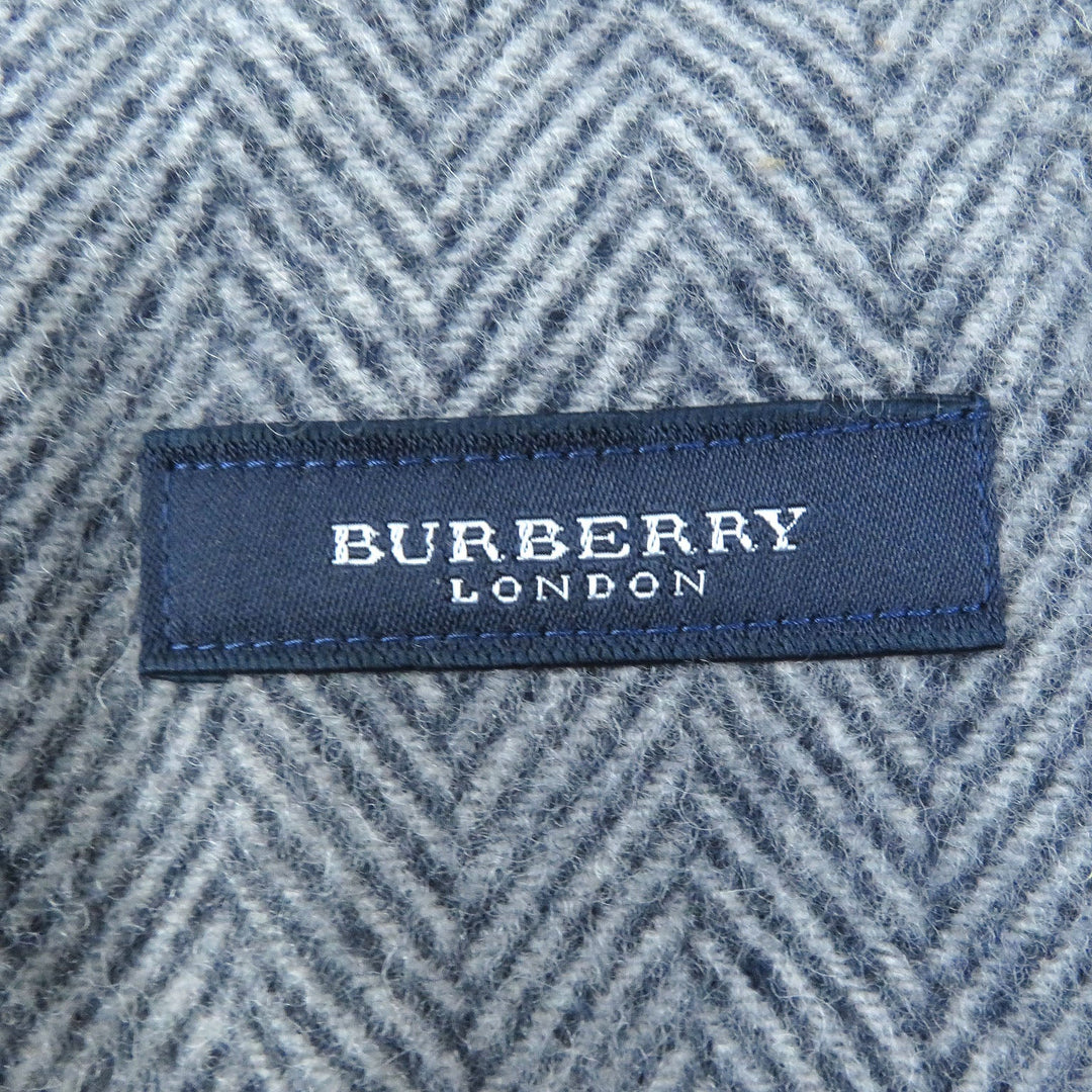BURBERRY LONDON Scarf Main: 100% wool Gray navy unisex(Unisex) Used Authentic