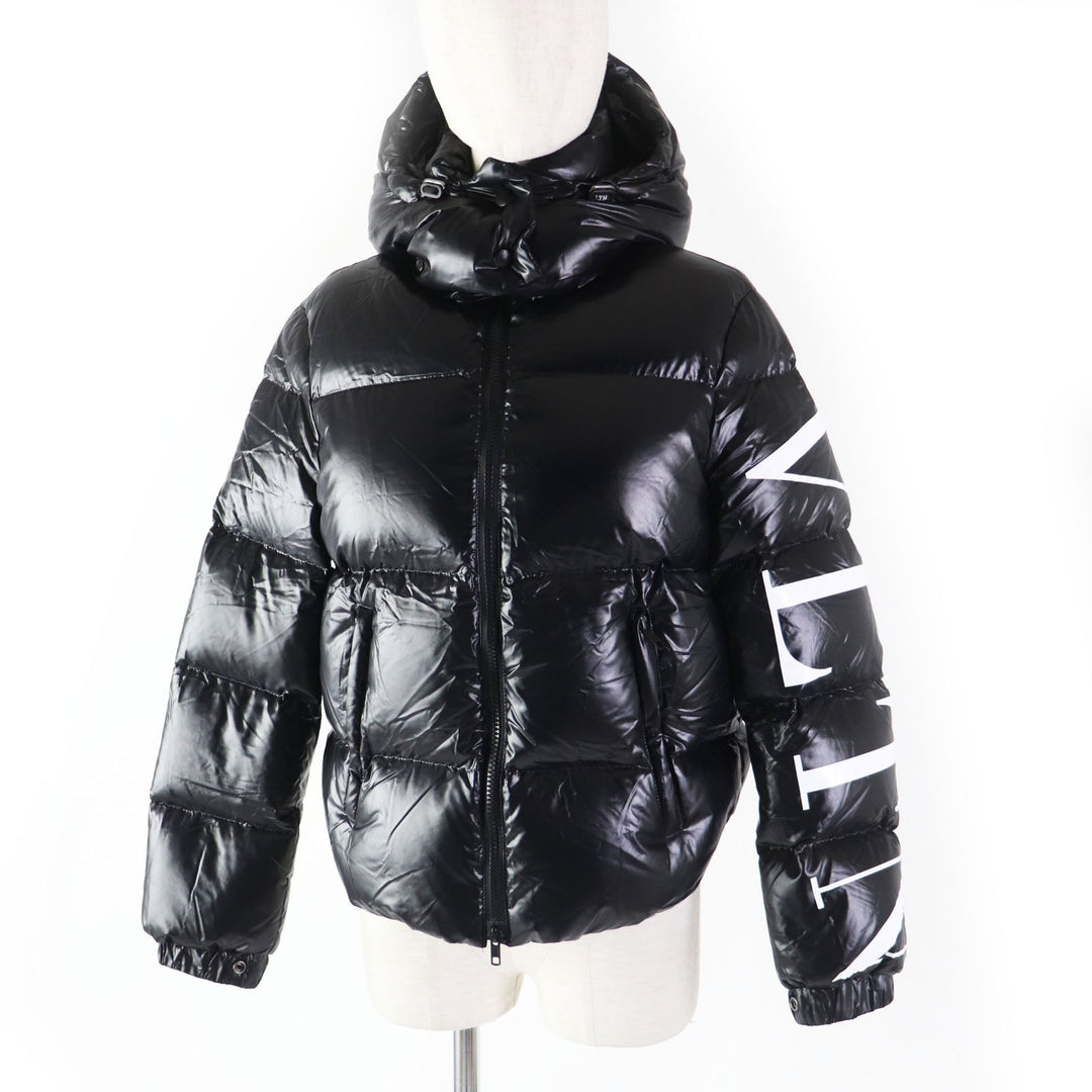 VALENTINO Down jacket UB3CN01P5LE Outer: 100% nylon, Lining: 100% nylon, Filling: 100% polyester, Filling: 80% down, Filling: 20% feather black Women 36 Used Authentic