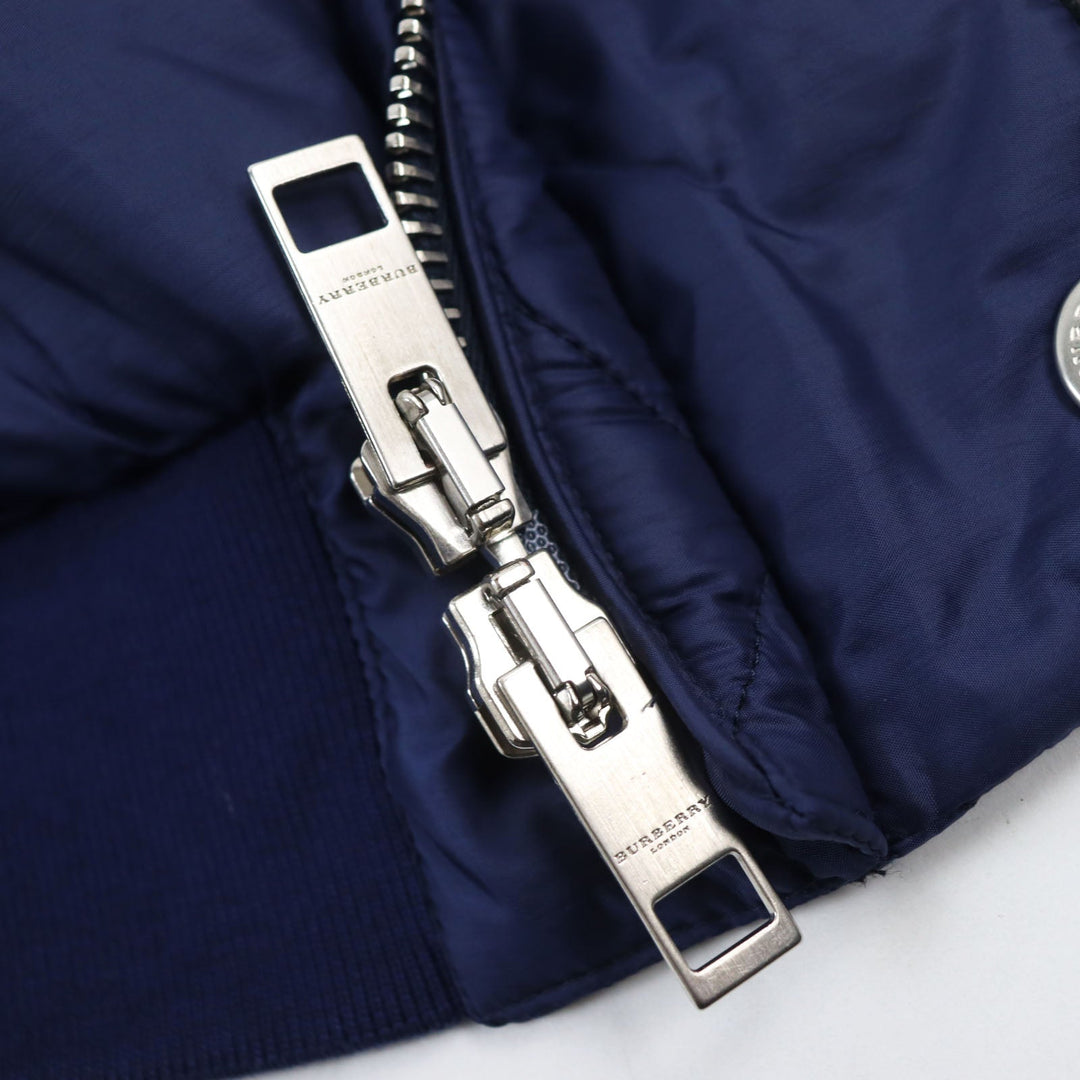 Burberry Prorsum Blouson Outer: 100% polyamide (nylon), Lining: 55% acetate, Lining: 45% viscose (rayon), Filling: 100% polyester, Part: 90% cotton, : 8% polyamide (nylon), : 2% elastane, Part: Lamb leather blue mens M Used Authentic