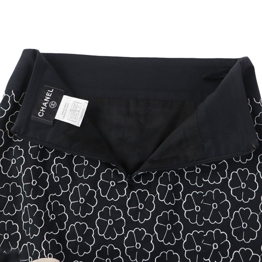 CHANEL skirt 04P P22950 Outer material: 78% cotton, Outer material: 17% nylon, Outer material: 5% elastane (polyurethane), Part: 100% cotton Black White Women 36 Used Authentic