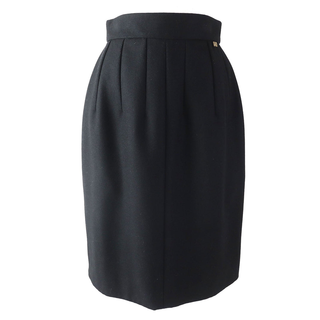 CHANEL skirt P41438 Outer: 75% wool, Outer: 25% cashmere, Lining: 100% silk black Women 38 Used Authentic