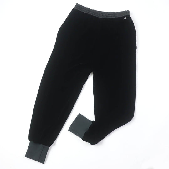 CHANEL Pants P65297 Main: 92% rayon, Main: 8% silk, Part: 86% rayon, Part: 12% polyamide (nylon), Part: 2% elastane (polyurethane), Part: 100% silk black Women 42 Used Authentic