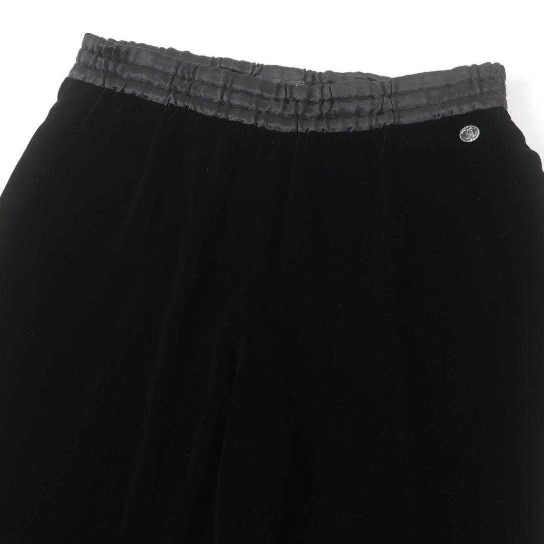 CHANEL Pants P65297 Main: 92% rayon, Main: 8% silk, Part: 86% rayon, Part: 12% polyamide (nylon), Part: 2% elastane (polyurethane), Part: 100% silk black Women 42 Used Authentic