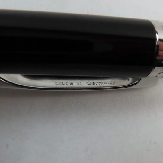 MONTBLANC Ballpoint pen Precious resin Black Silver Starwalker Women(Unisex) Used Authentic