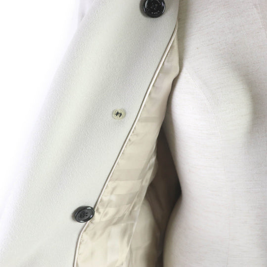 BURBERRY LONDON coat Outer: 80% wool, Outer: 20% cashmere, Lining: 50% acetate, Lining: 50% rayon Gurege Women 38 Used Authentic