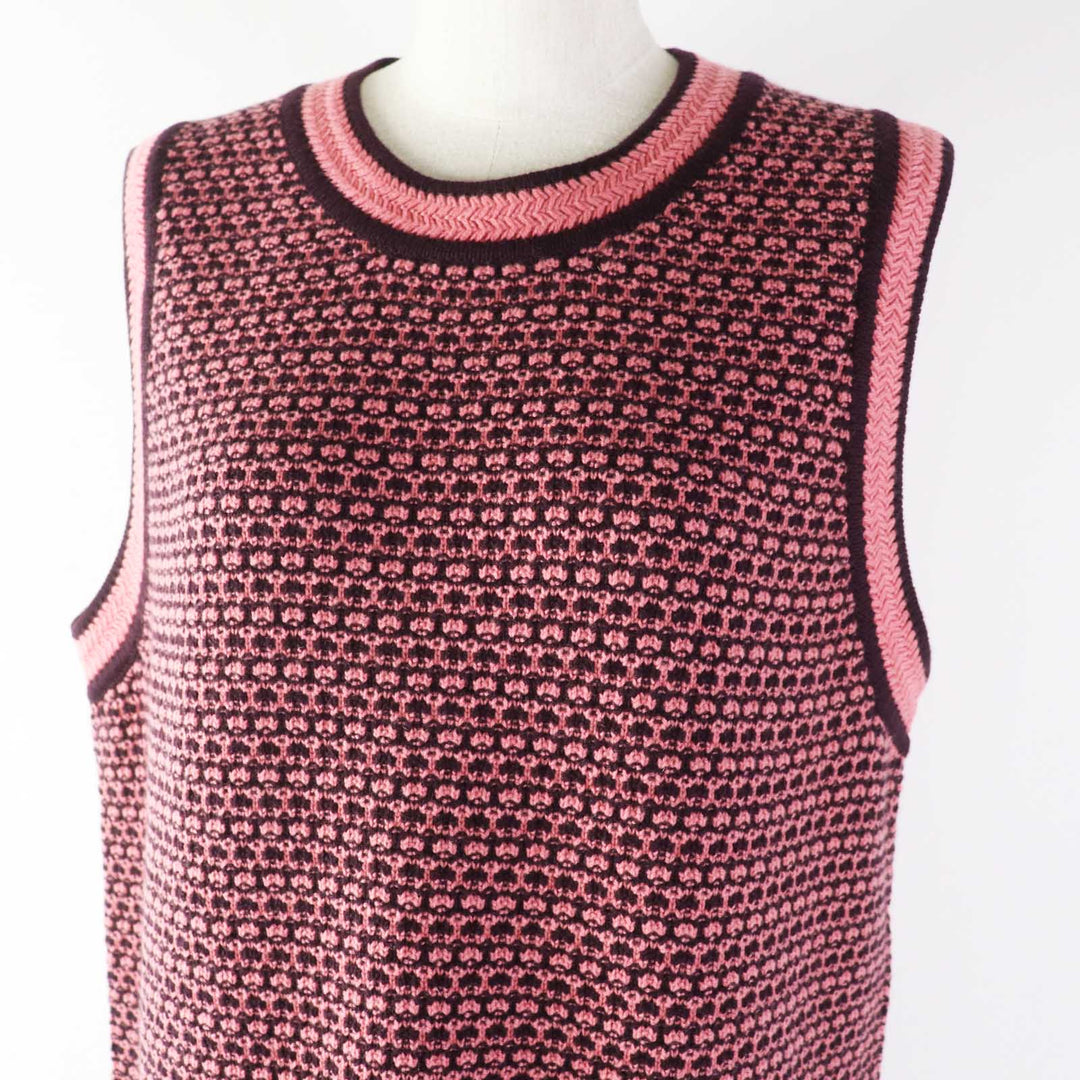 CHANEL one piece P75435 Outer material: 100% cashmere Pink Bordeaux Women 44 Used Authentic