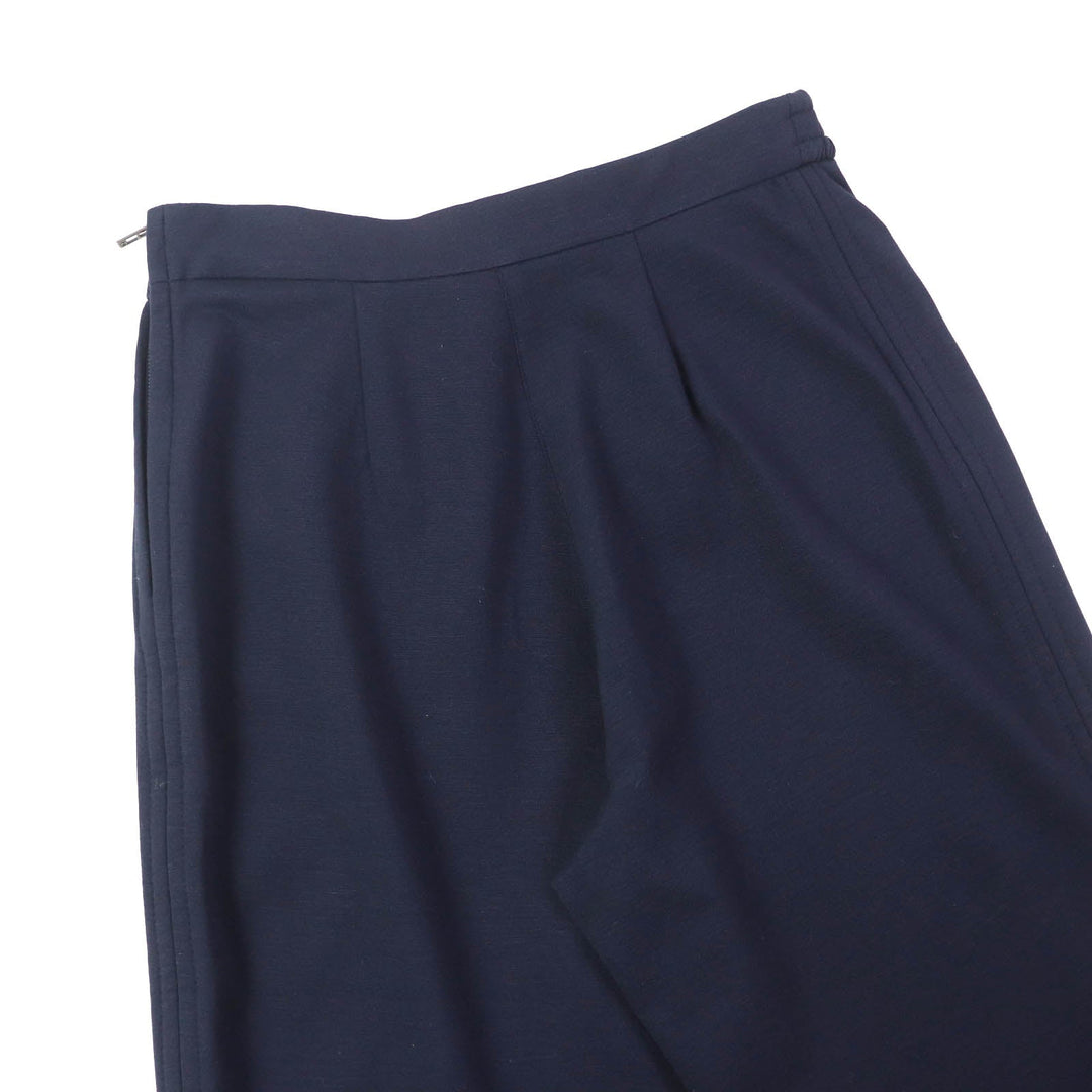 CHANEL Pants P43060 V31604 Main: 73% rayon, Main: 20% nylon, Main: 7% elastane (polyurethane) Navy Women 40 Used Authentic