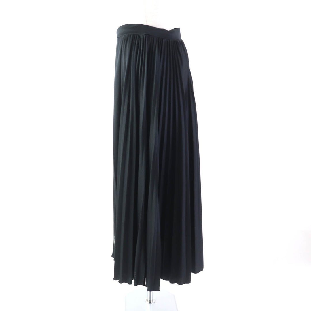VALENTINO Pleated skirt TB3MD011577 Main: 100% polyester black Women S Used Authentic