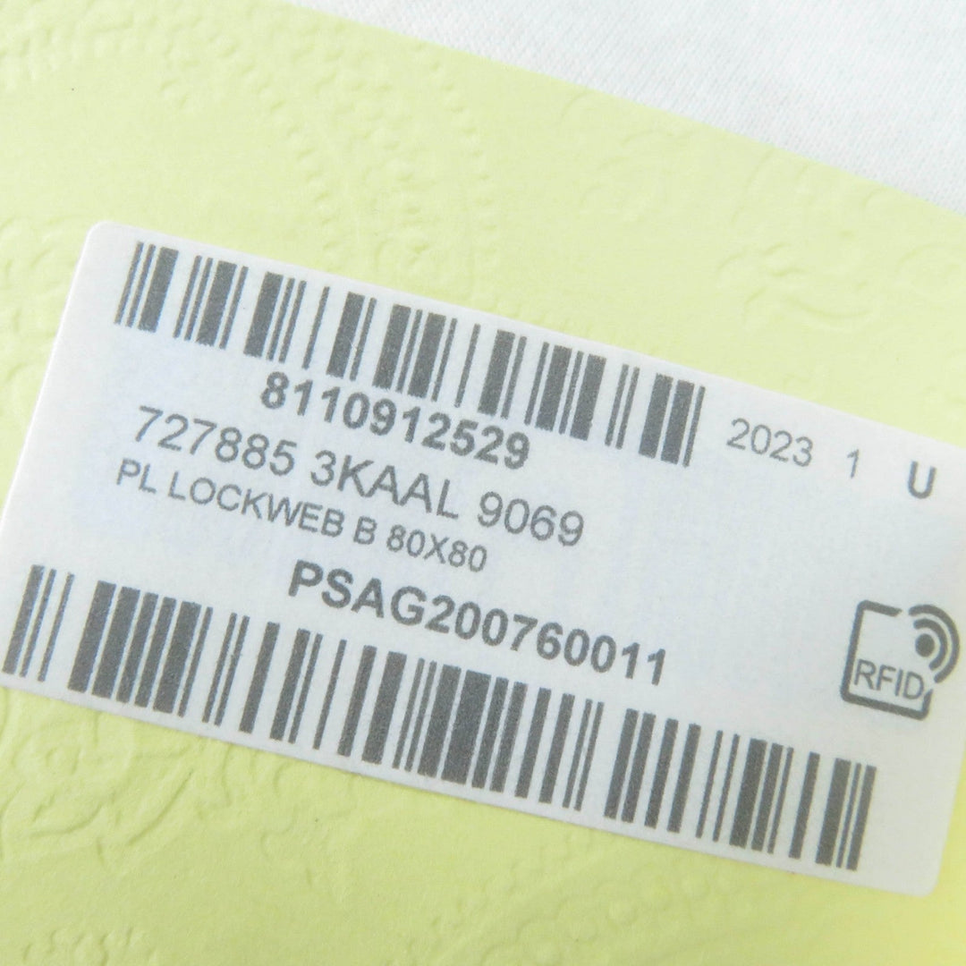 GUCCI shawl 727885 Main: 100% cotton, Part: 100% cotton, Filling: 50% wool, 50% polyester white Kids Used Authentic