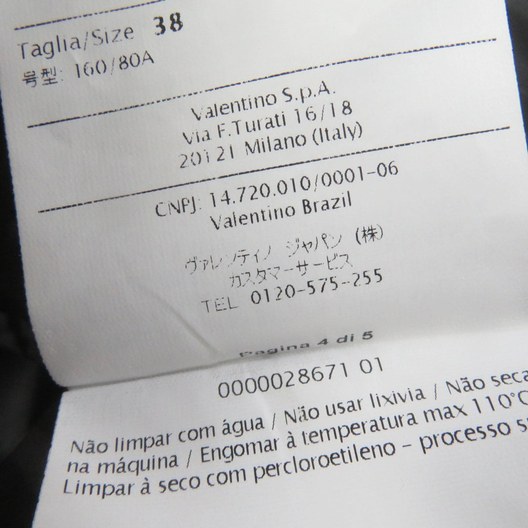VALENTINO Down jacket Main: 59% silk, Main: 41% polyester, Lining: 58% nylon, Lining: 42% polyester, Filling: 100% white goose feathers black Women 38 Used Authentic