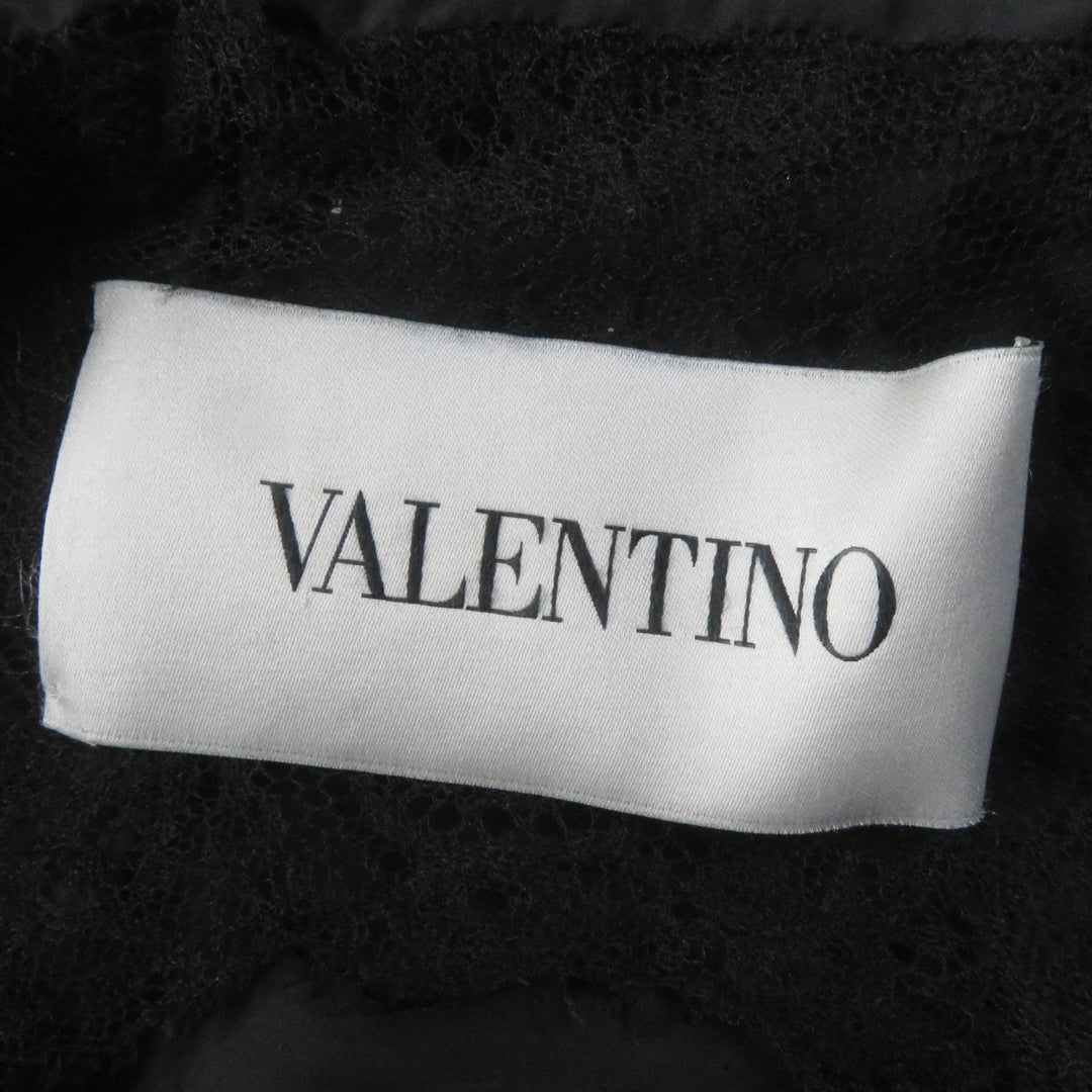 VALENTINO Down jacket Main: 59% silk, Main: 41% polyester, Lining: 58% nylon, Lining: 42% polyester, Filling: 100% white goose feathers black Women 38 Used Authentic