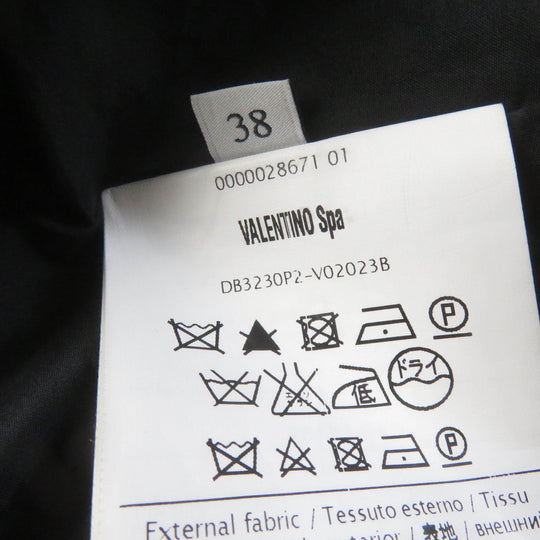 VALENTINO Down jacket Main: 59% silk, Main: 41% polyester, Lining: 58% nylon, Lining: 42% polyester, Filling: 100% white goose feathers black Women 38 Used Authentic