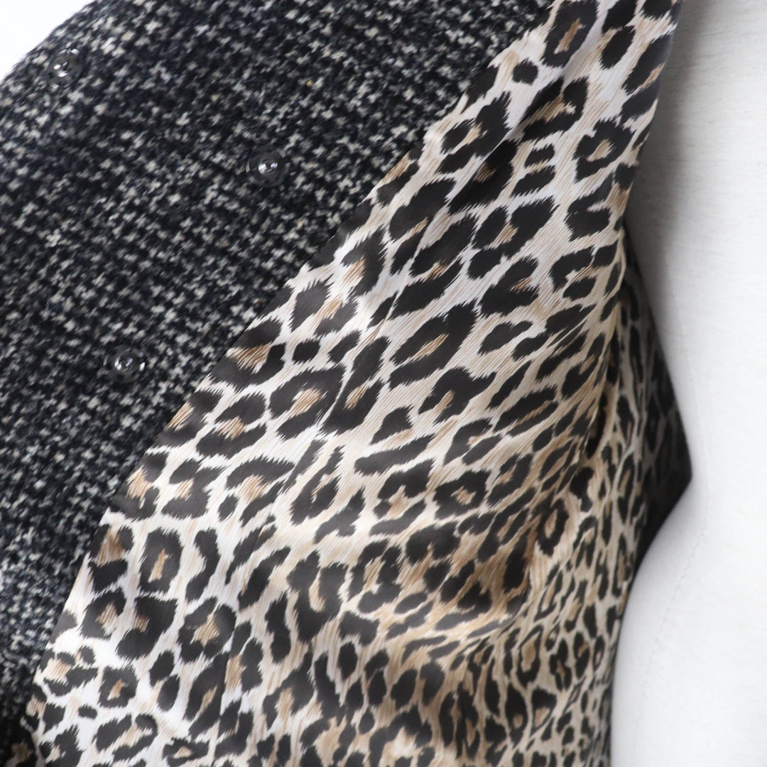 DOLCE&GABBANA coat Outer: 50% wool, Outer: 20% nylon, Outer: 15% mohair, Outer: 15% alpaca, Lining: 96% silk, Lining: 4% elastane Black beige Women 36 Used Authentic