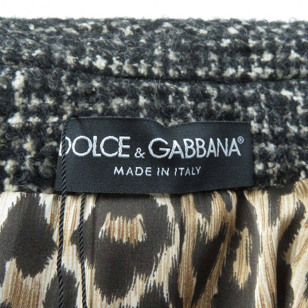 DOLCE&GABBANA coat Outer: 50% wool, Outer: 20% nylon, Outer: 15% mohair, Outer: 15% alpaca, Lining: 96% silk, Lining: 4% elastane Black beige Women 36 Used Authentic