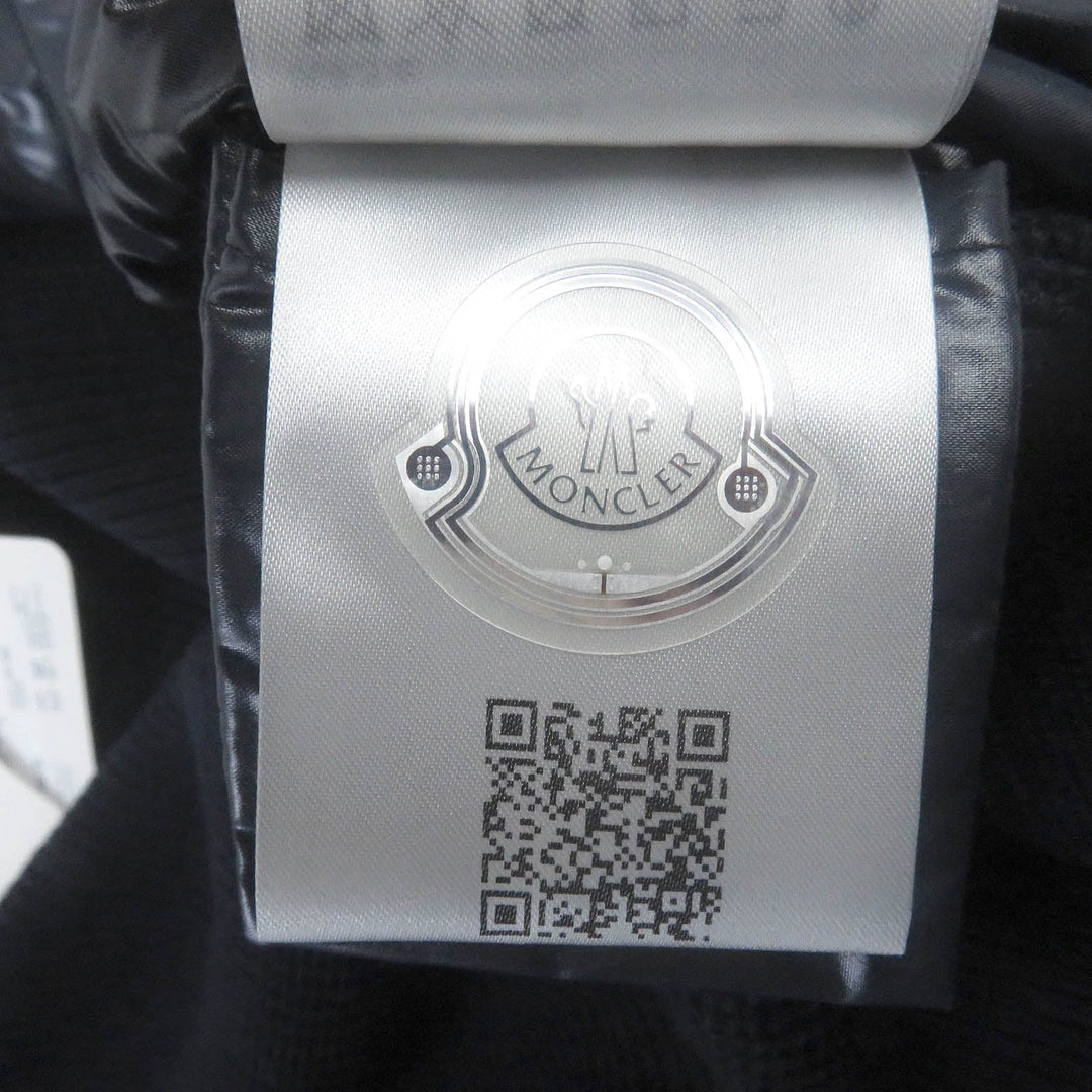 MONCLER Blouson Outer: 100% nylon, Main: 100% wool, Filling: 90% down, Filling: 10% feather Navy CARDIGAN TRICOT mens S Used Authentic