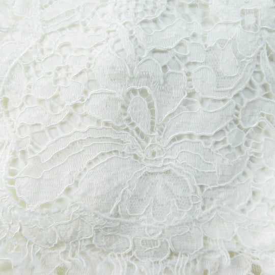 DOLCE&GABBANA coat F0Q09ZHLMQQF Outer: 41% cotton, Outer: 39% viscose (rayon), Outer: 20% polyamide (nylon), Lining: 76% acetate, Lining: 24% silk white Women 36 Used Authentic