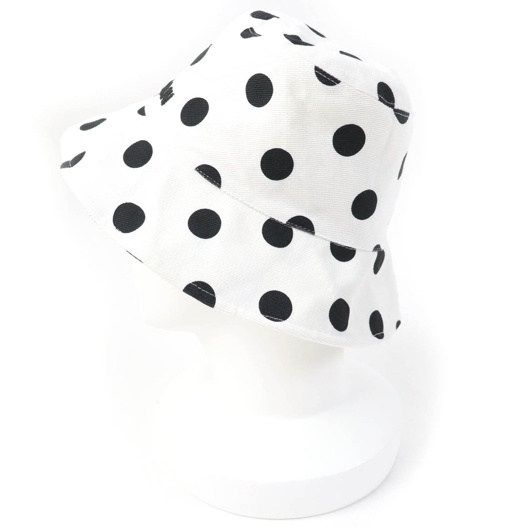 MIUMIU hat 5HC196 Main: 100% cotton, Lining: 57% polyester, Lining: 43% acetate White black Women Used Authentic