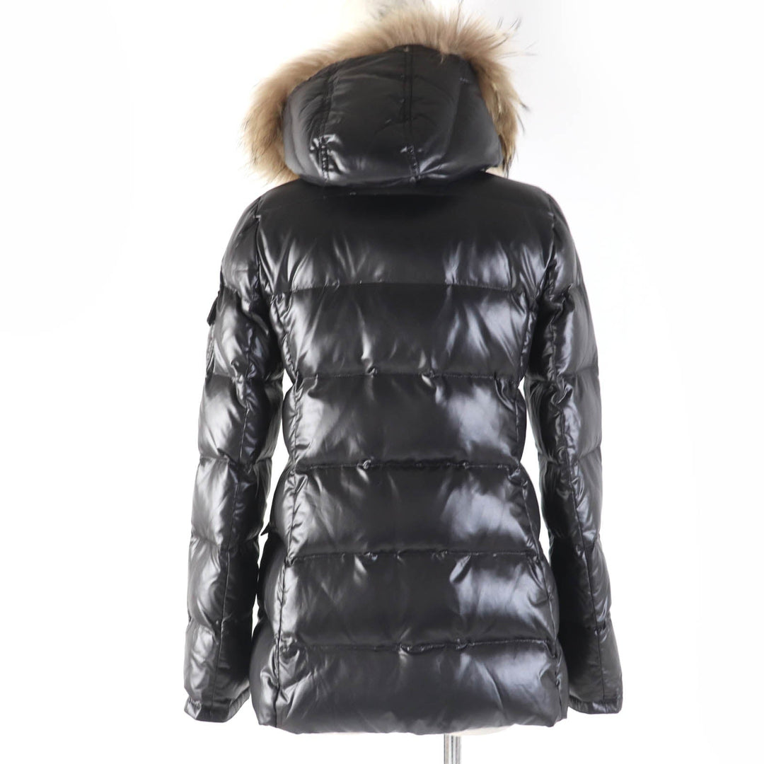 BURBERRY BLUE LABEL Down jacket FCF16-620-09 Main: 100% nylon, Part: 100% polyester, Fur: raccoon, Filling: 90% down, Filling: 10% feather Black type Women 38 Used Authentic
