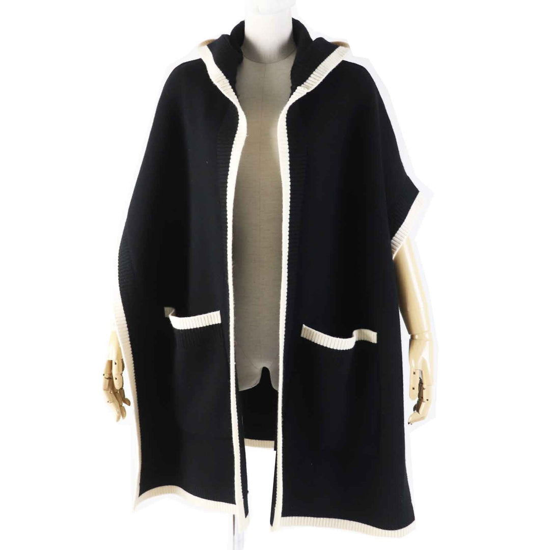 BURBERRY poncho 8031544 Outer material: 70% wool, Outer material: 28% cashmere, Outer material: 1% polyamide (nylon) Black White Women ONE SIZE Used Authentic