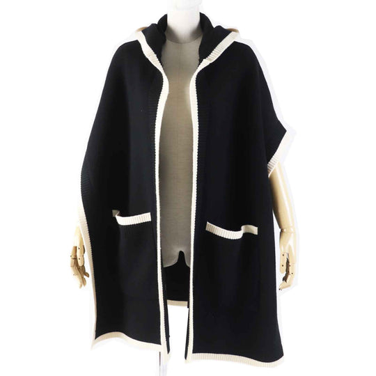 BURBERRY poncho 8031544 Outer material: 70% wool, Outer material: 28% cashmere, Outer material: 1% polyamide (nylon) Black White Women ONE SIZE Used Authentic