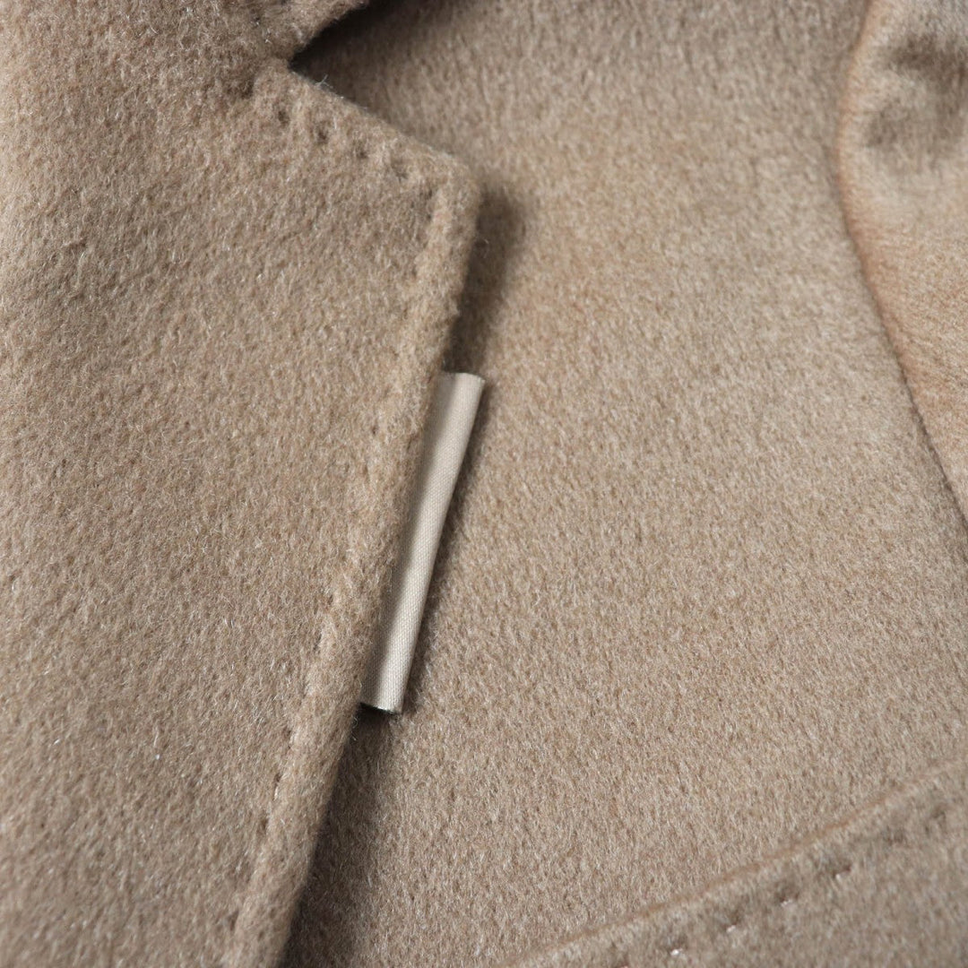 BURBERRY Chester coat 80372341 Outer: 100% cashmere, Part: 70% wool, Part: 20% polyamide (nylon), Part: 10% cashmere, Lining: 50% acetate Camel Women 40 Used Authentic