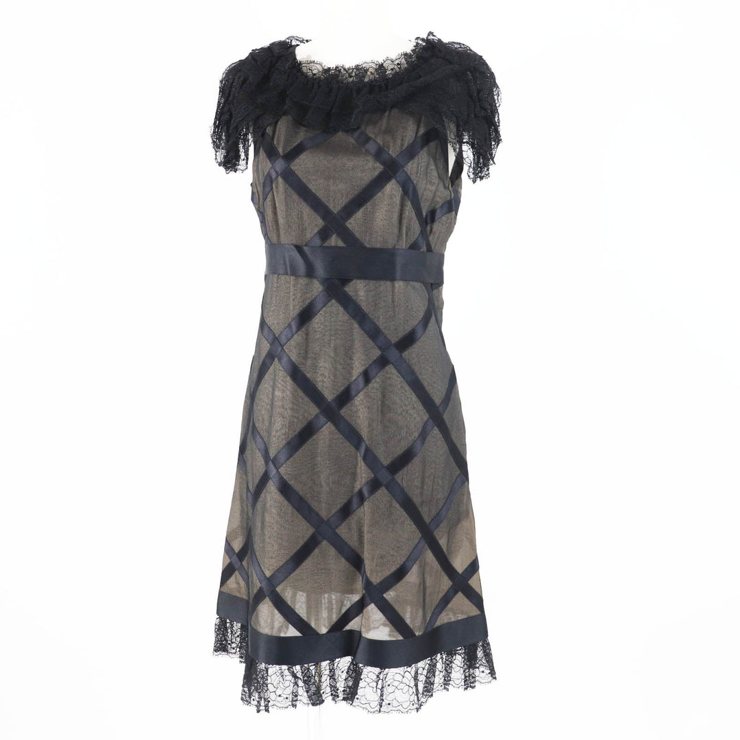 CHANEL one piece 07P P30570 Main: 100% silk, Part: 100% silk Black beige Women 38 Used Authentic