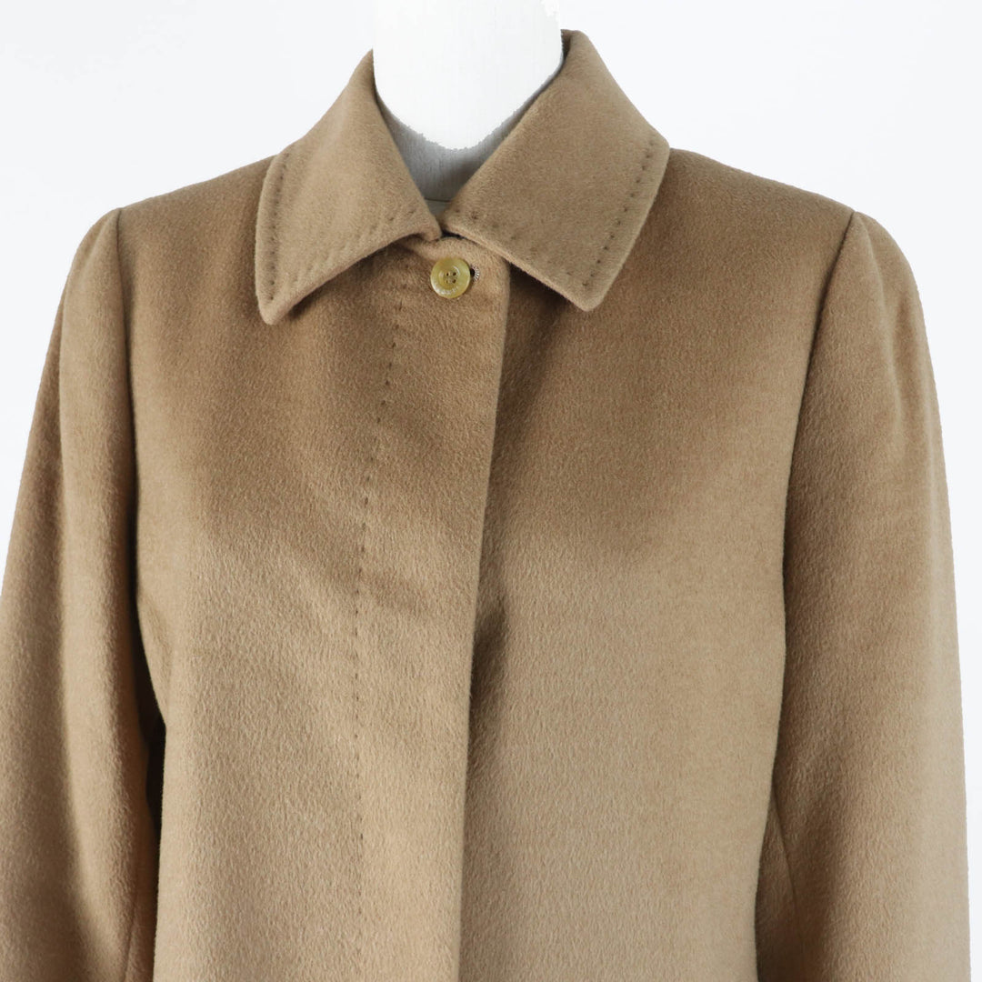 BURBERRY LONDON coat FT216-220-40 Outer: 60% wool, Outer: 30% angora, Outer: 10% wool, Lining: polyester, Lining: cupra Camel Women 9 Used Authentic