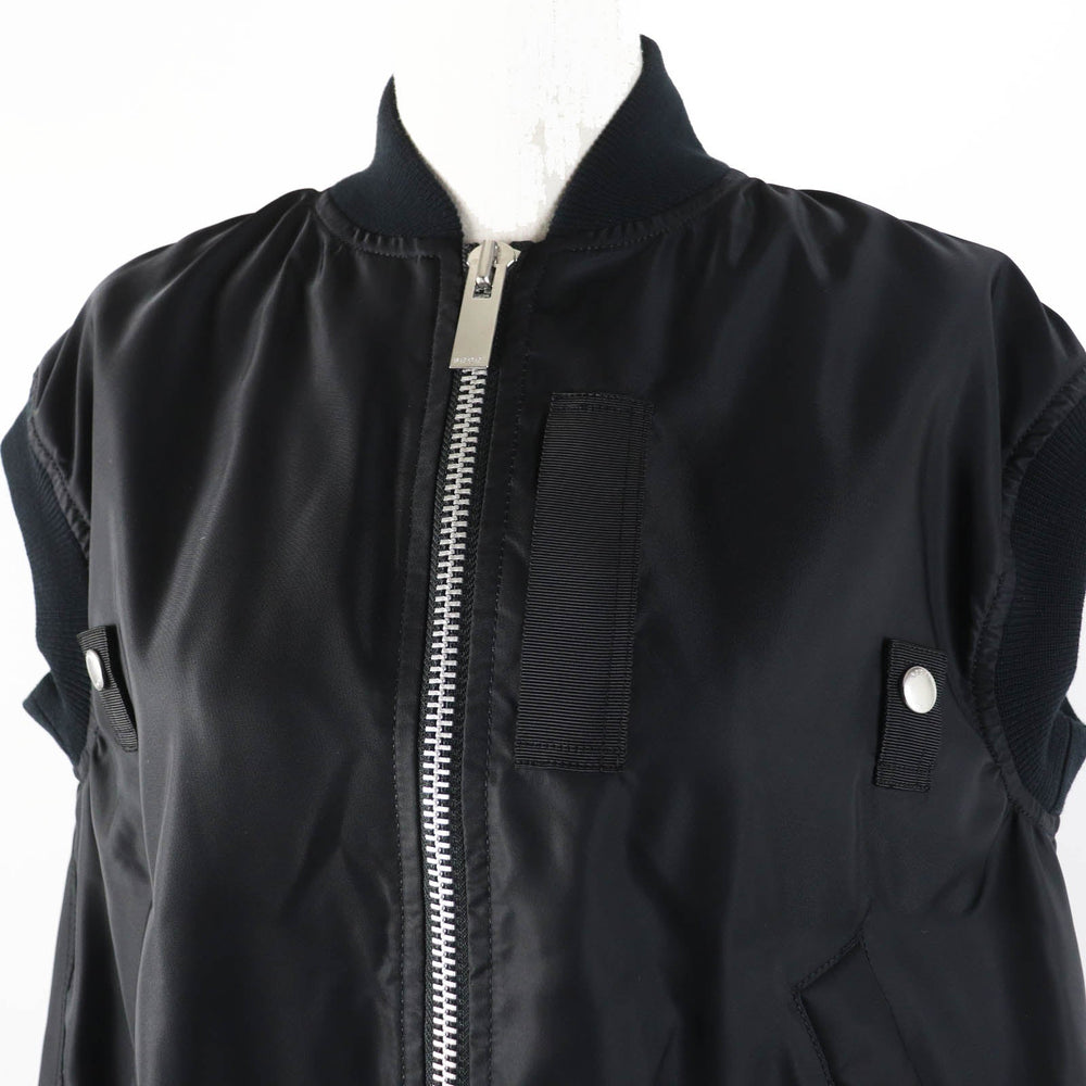 Sacai Best SCW-072 Outer: 100% nylon, Filling: 100% polyester, Lining: 100% cupra, Part: 50% cotton, Part: 50% polyester black Twill vest Women 1 Used Authentic