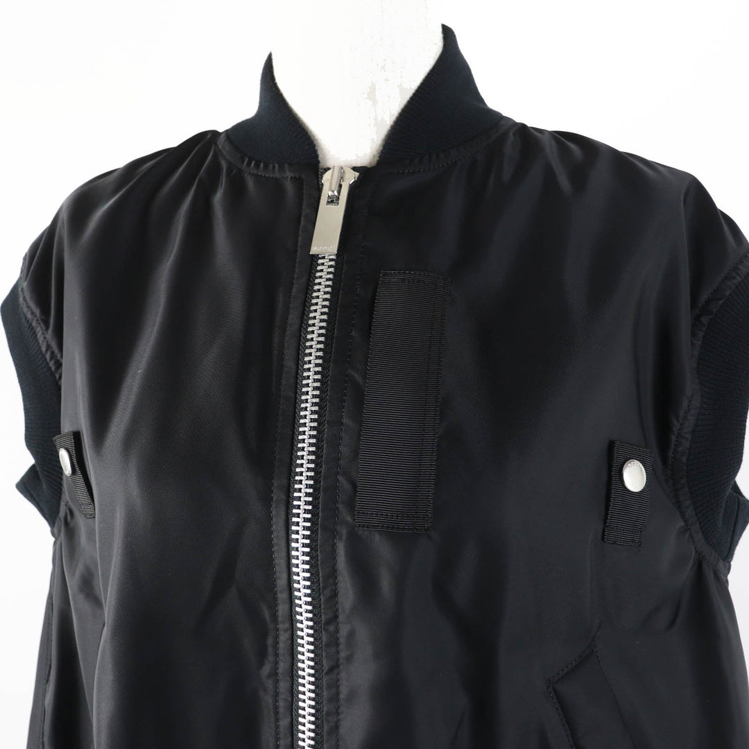 Sacai Best SCW-072 Outer: 100% nylon, Filling: 100% polyester, Lining: 100% cupra, Part: 50% cotton, Part: 50% polyester black Twill vest Women 1 Used Authentic