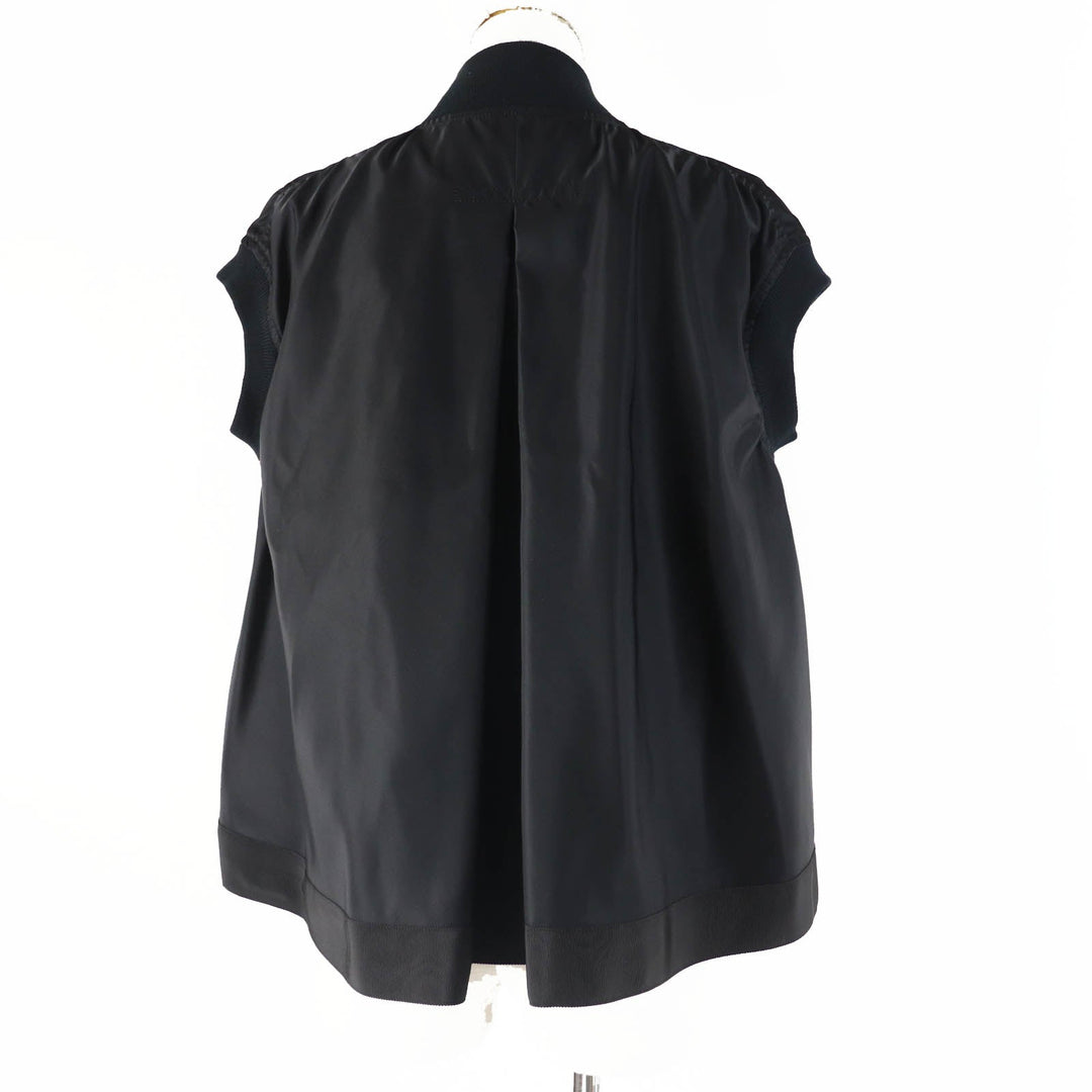 Sacai Best SCW-072 Outer: 100% nylon, Filling: 100% polyester, Lining: 100% cupra, Part: 50% cotton, Part: 50% polyester black Twill vest Women 1 Used Authentic