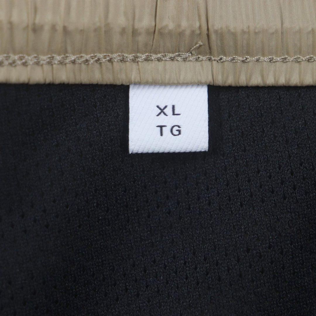 BURBERRY Shorts 8023353 Outer: 53% acrylic, Outer: 47% polyester, Lining: 100% polyester Brown mens XL Used Authentic