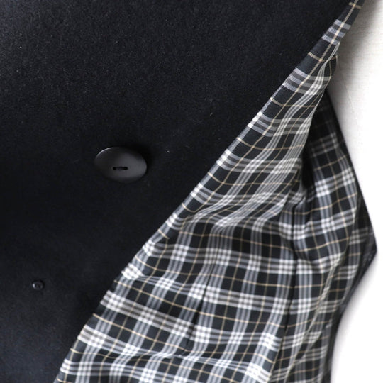 BURBERRY BLUE LABEL trench coat Outer material: 70% wool, Outer material: 30% angora, Fur: raccoon, Part: cowhide, Lining: 100% polyester black Women 38 Used Authentic