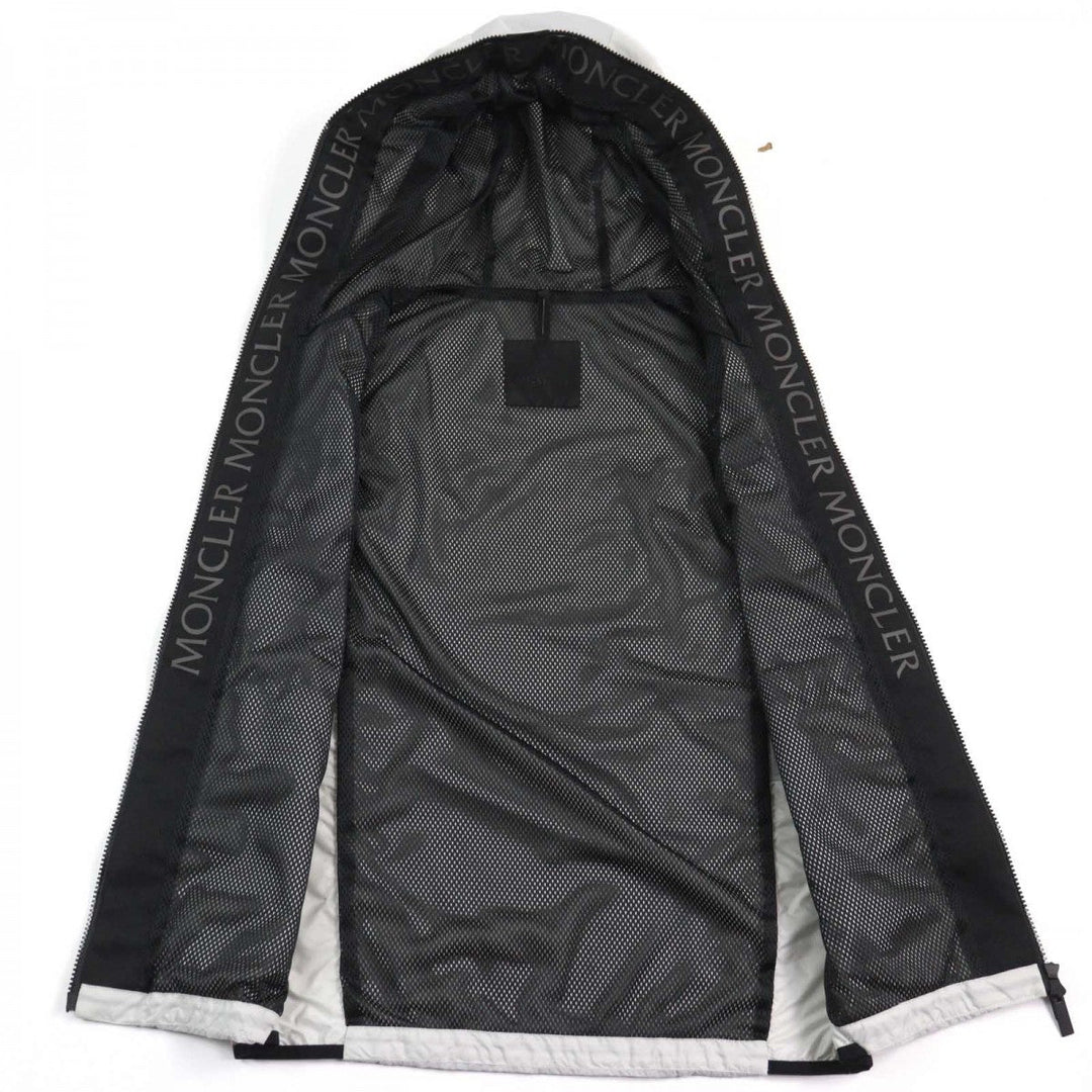 MONCLER Best I10911A00107 68352 Outer: 100% nylon, Lining: 100% polyester, Part: 100% nylon Ivory black PAKITO GIUBBOTTO mens 1 Used Authentic