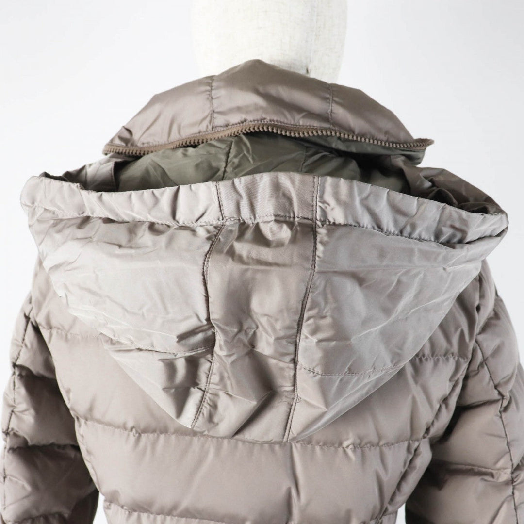 MONCLER down coat Main: 100% nylon, Lining: 100% nylon, Filling: 90% down, Filling: 10% feather beige FLAMMETTE Women 00 Used Authentic