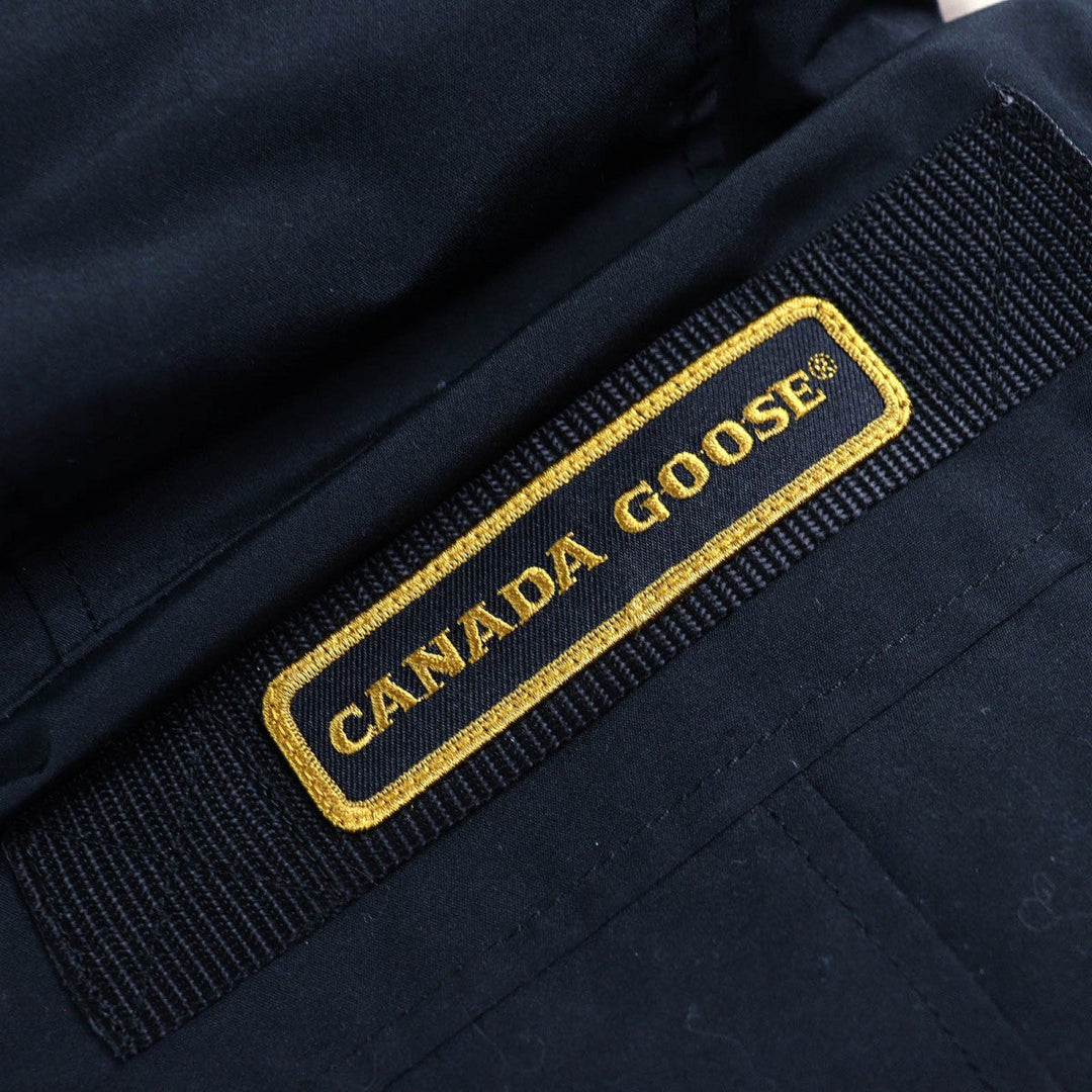CANADA GOOSE Down jacket 3438JM Outer: 85% polyester, Outer: 15% cotton, Lining: 100% nylon, Part: 98% acrylic, Part: 2% polyester black JASPER PARKA Jasper Parka mens S Used Authentic