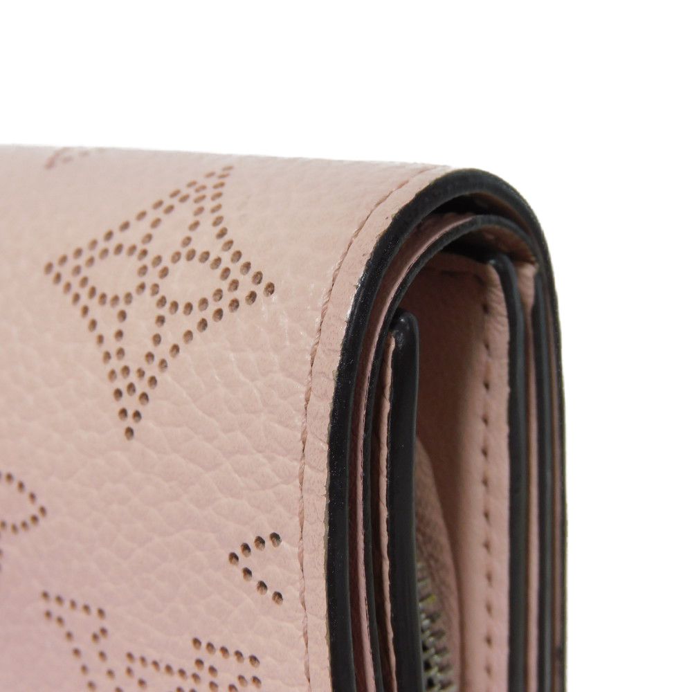 LOUIS VUITTON Bifold Wallet M62541 Mahina leather (stamped) Magnolia Monogram Mahina Portefeuille Iris Compact