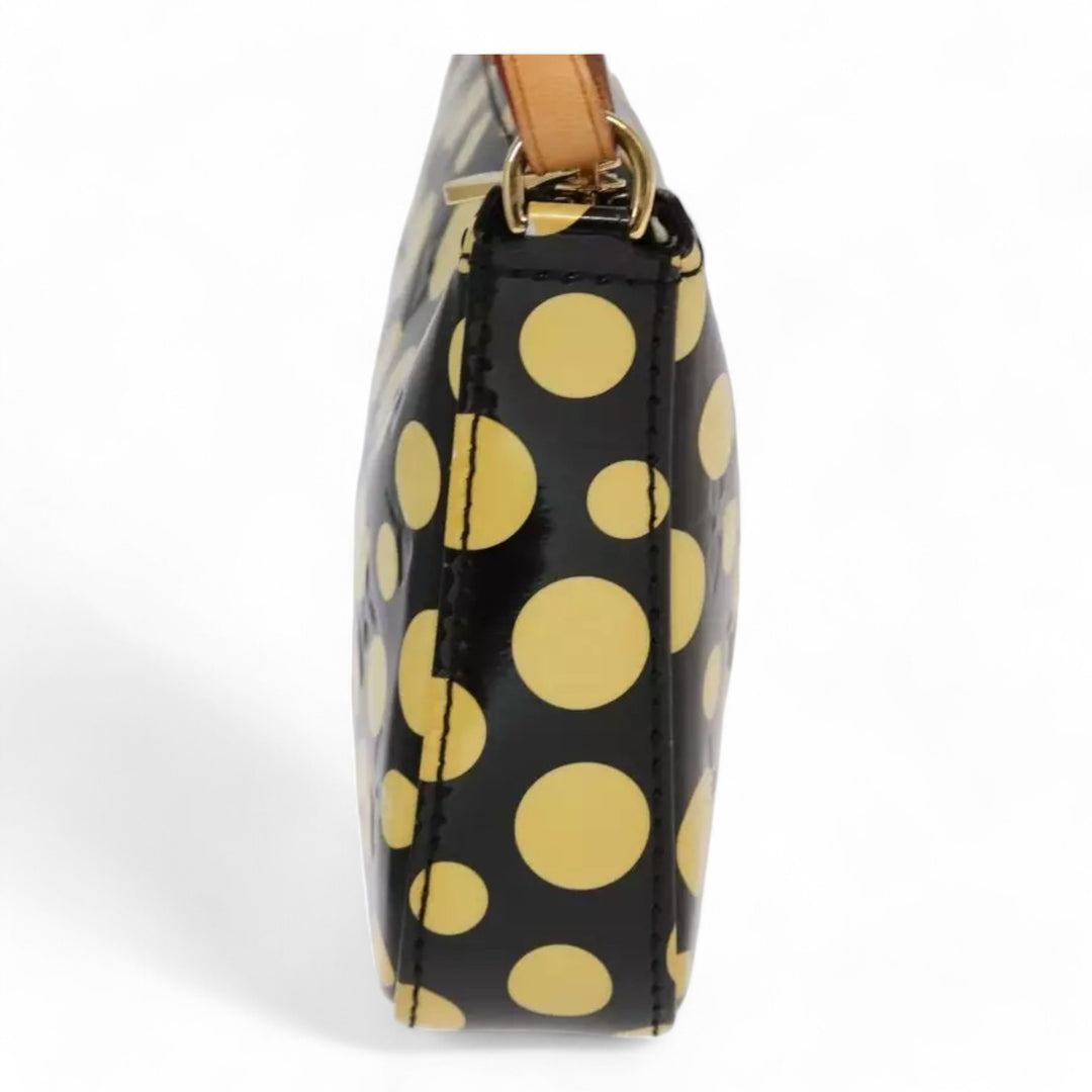 Louis Vuitton Vernis Yayoi Kusama Pochette Accessoires Black Yellow Polka Dot Shoulder Bag Women's Handbag M91427