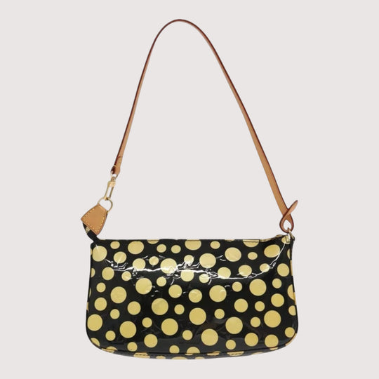 Louis Vuitton Vernis Yayoi Kusama Pochette Accessoires Black Yellow Polka Dot Shoulder Bag Women's Handbag M91427