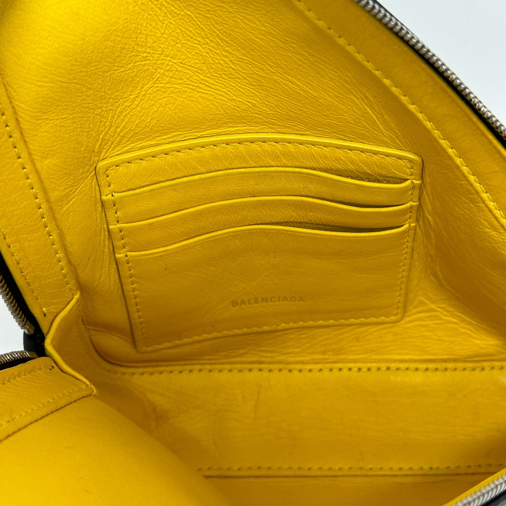 BALENCIAGA Pouch 476976 leather black Triangle triangle mens Used Authentic