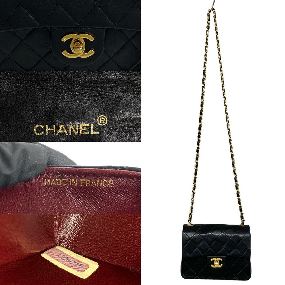 CHANEL Shoulder Bag lambskin black Matrasse