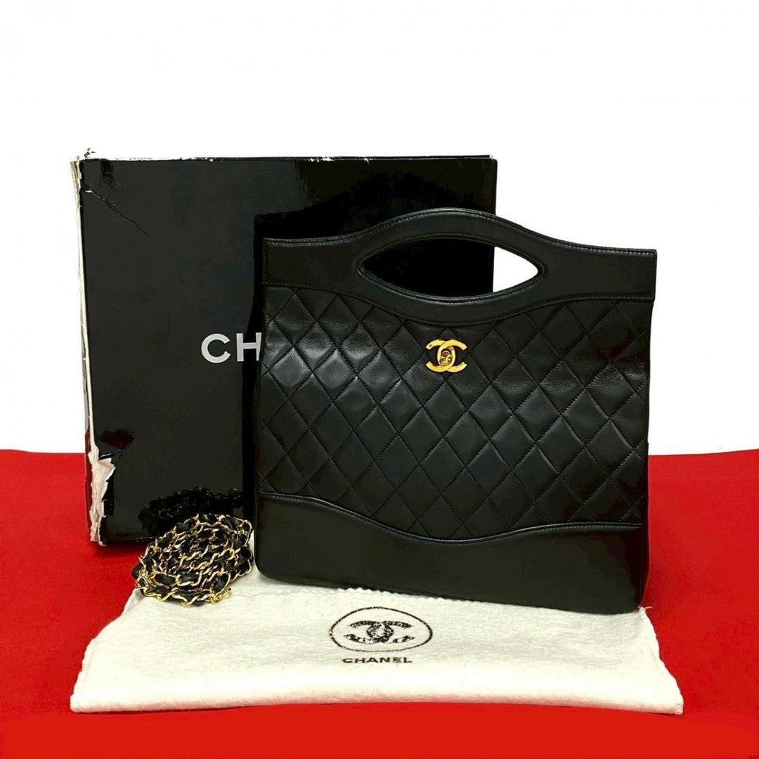 CHANEL Shoulder Bag leather black