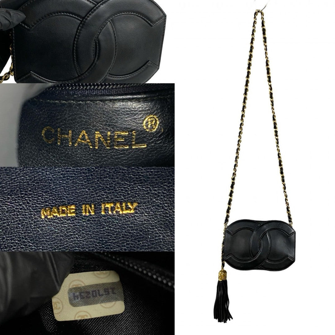 CHANEL Shoulder Bag leather black