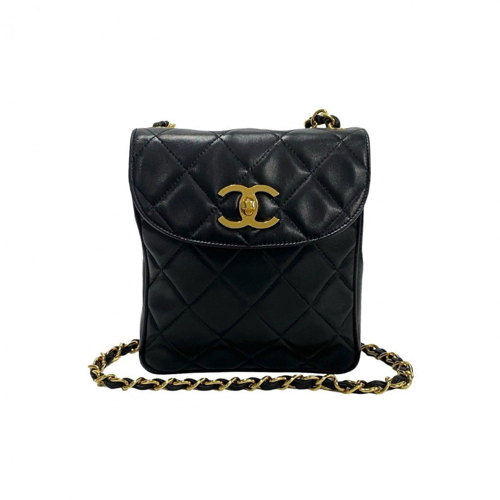 CHANEL Shoulder Bag lambskin black Matrasse