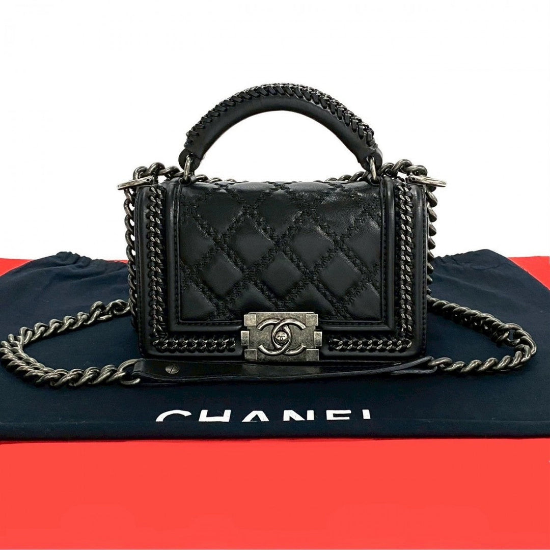 CHANEL Shoulder Bag leather black Boy chanel