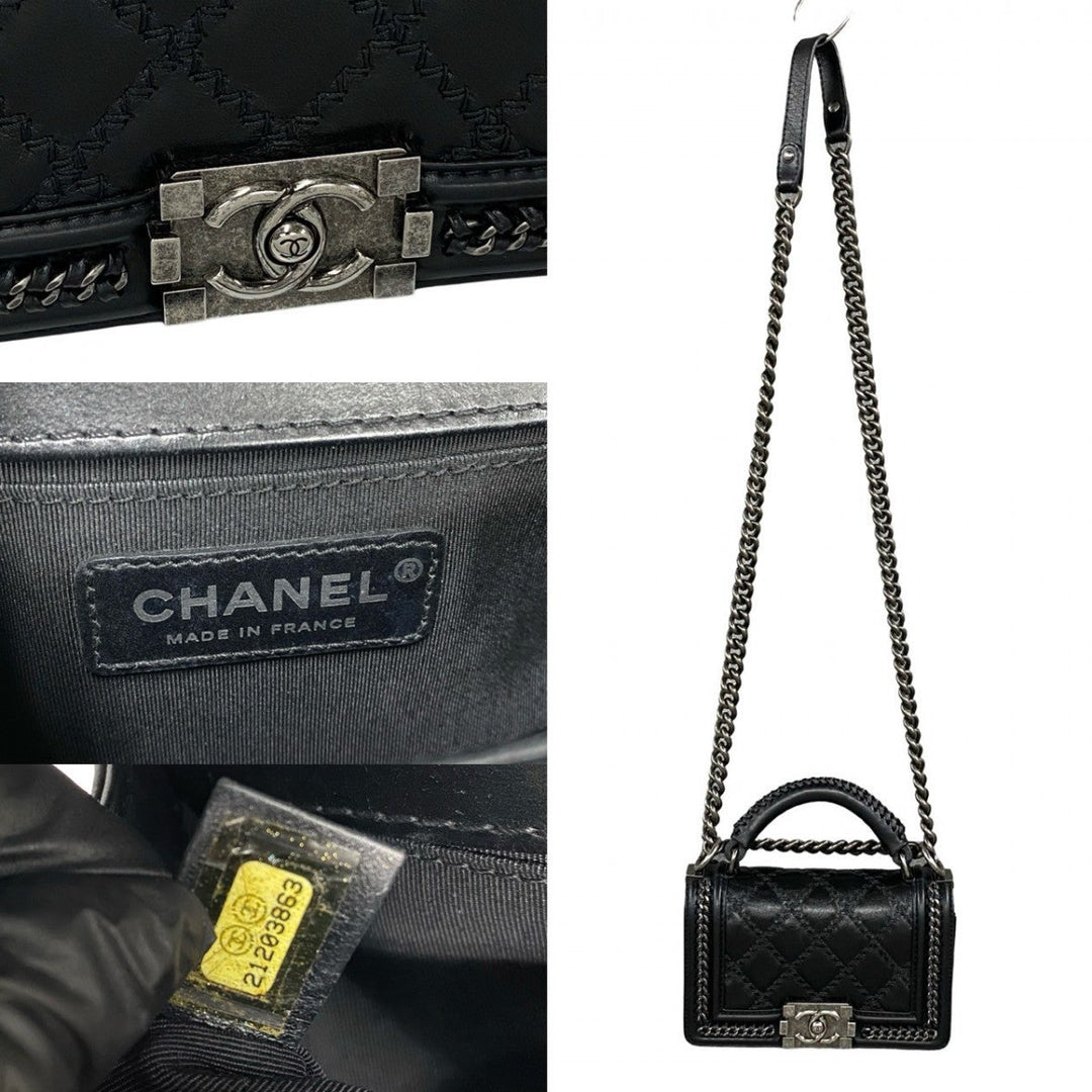 CHANEL Shoulder Bag leather black Boy chanel