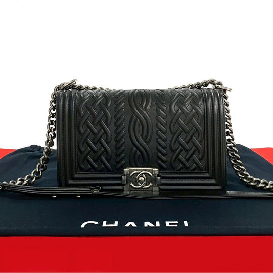 CHANEL Shoulder Bag leather black Boy chanel