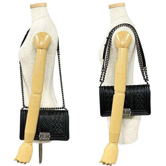 CHANEL Shoulder Bag leather black Boy chanel