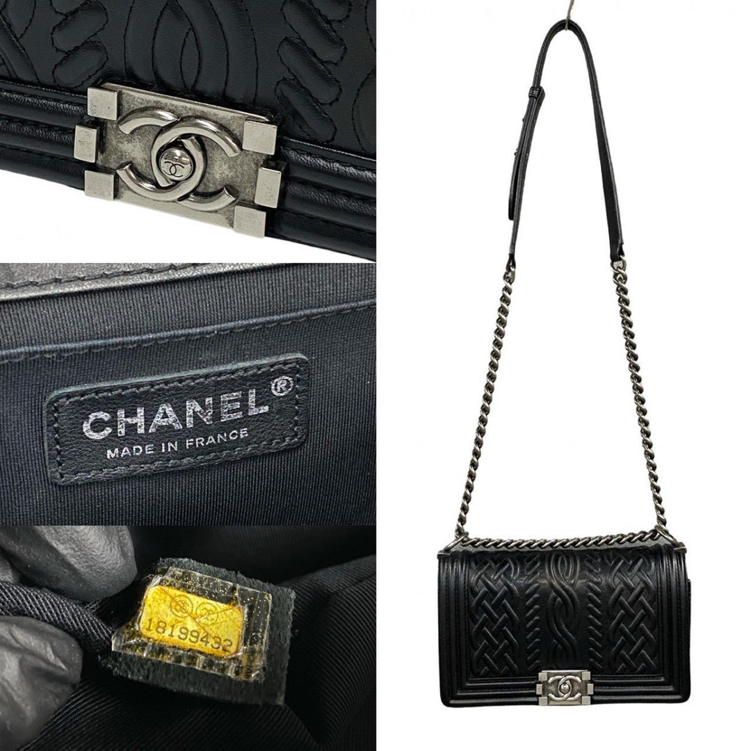 CHANEL Shoulder Bag leather black Boy chanel