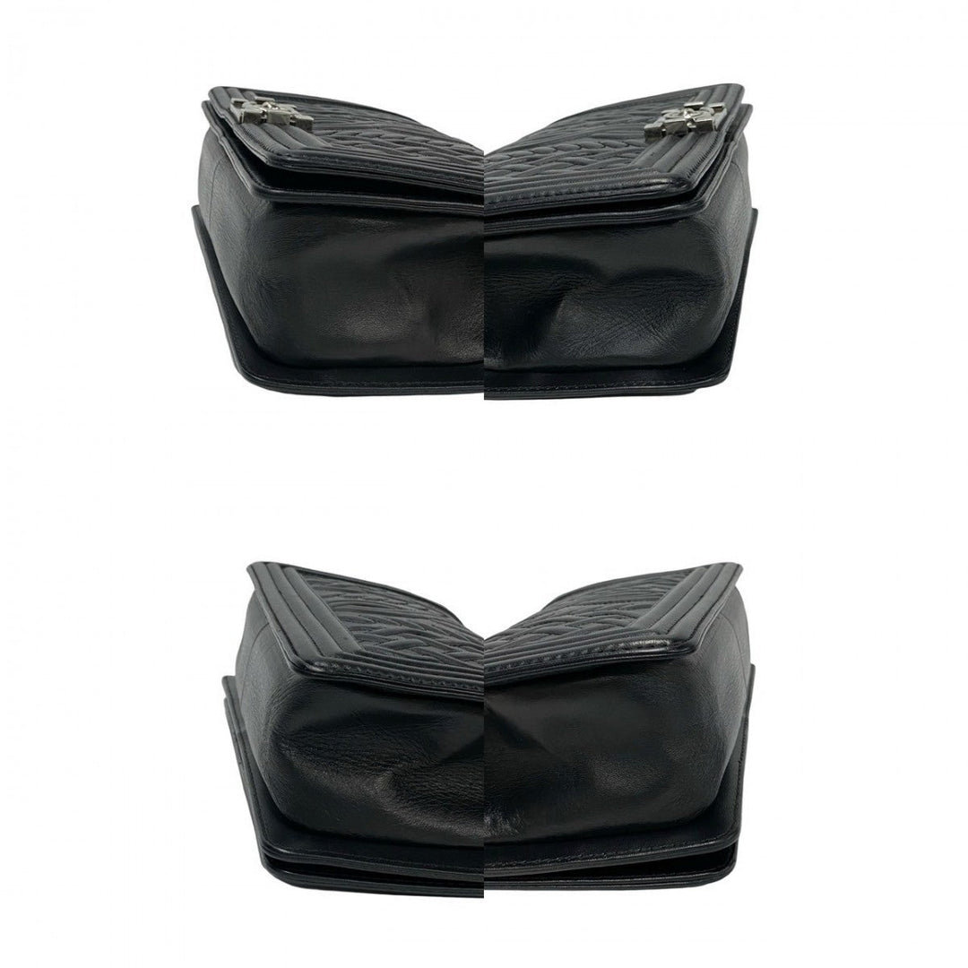 CHANEL Shoulder Bag leather black Boy chanel